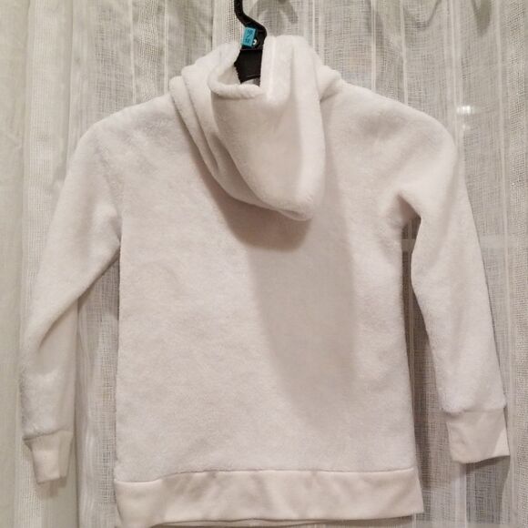 🦋3/$15💰Hoodie  - Picture 2 of 4